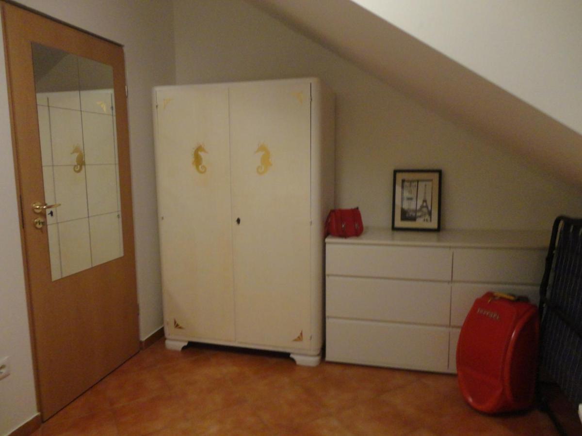 Apartment Gliha Jelsa  Kültér fotó